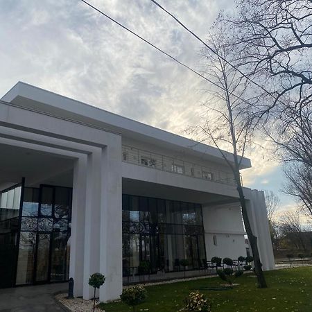 Ocaua Lui Cuza Hotel Tekucs Kültér fotó