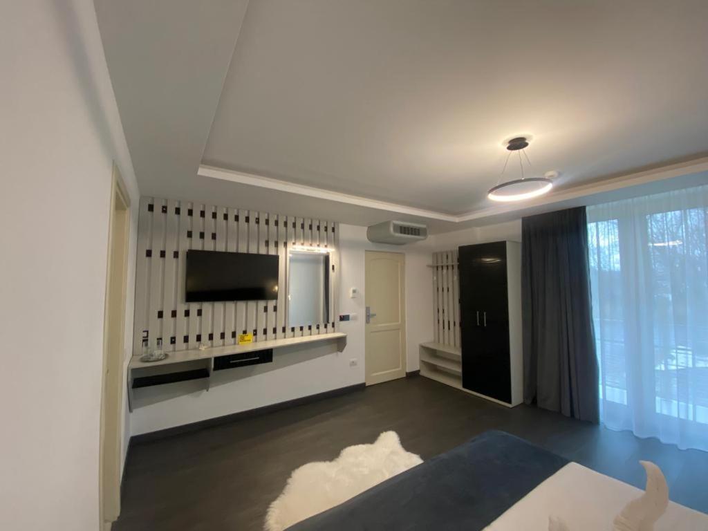 Ocaua Lui Cuza Hotel Tekucs Kültér fotó