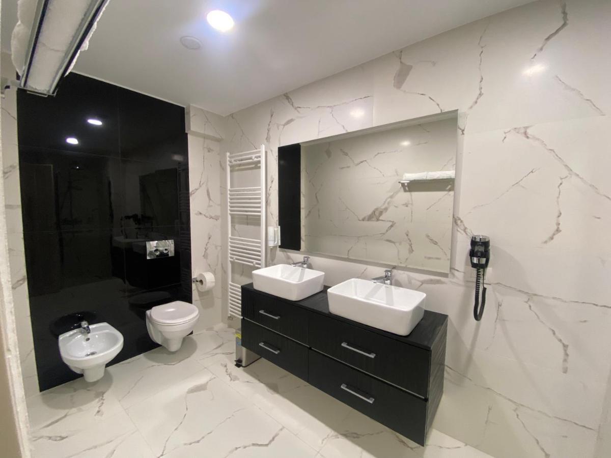 Ocaua Lui Cuza Hotel Tekucs Kültér fotó